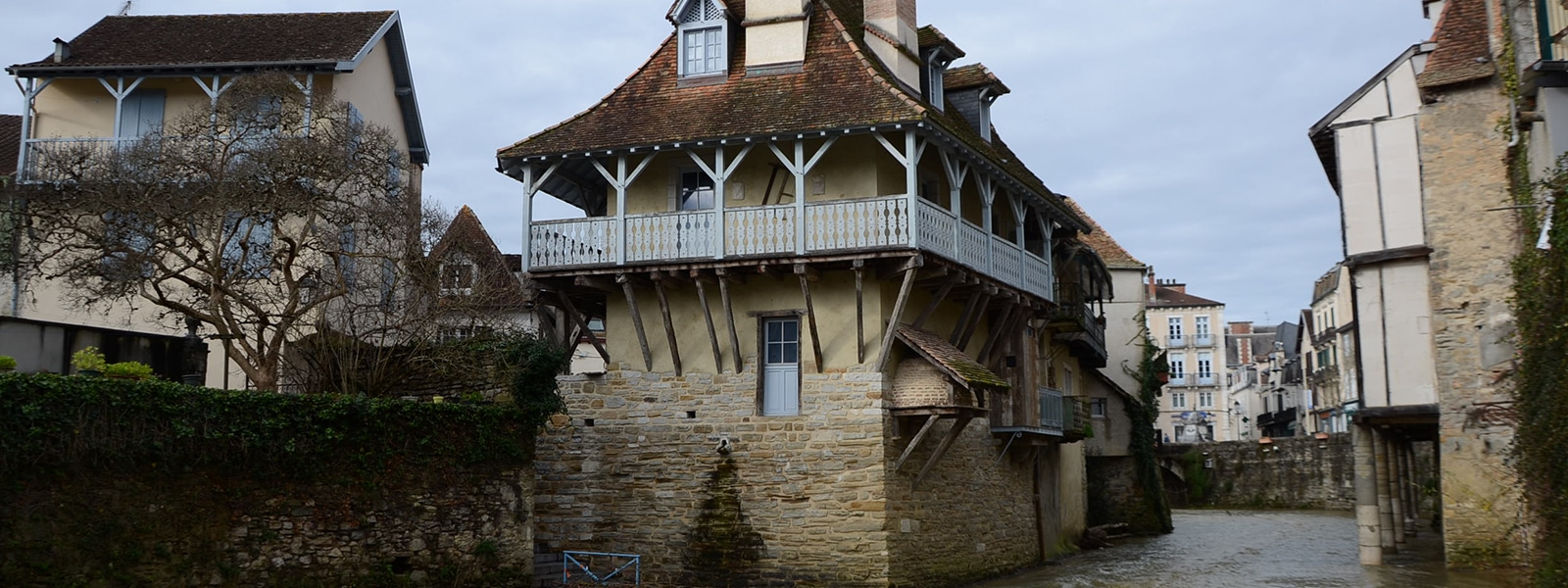 La Corporation des Part-prenants de la Fontaine salée depuis 1587